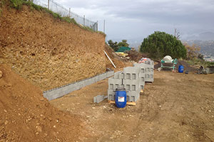 Construction d'un mur en agglo à bancher